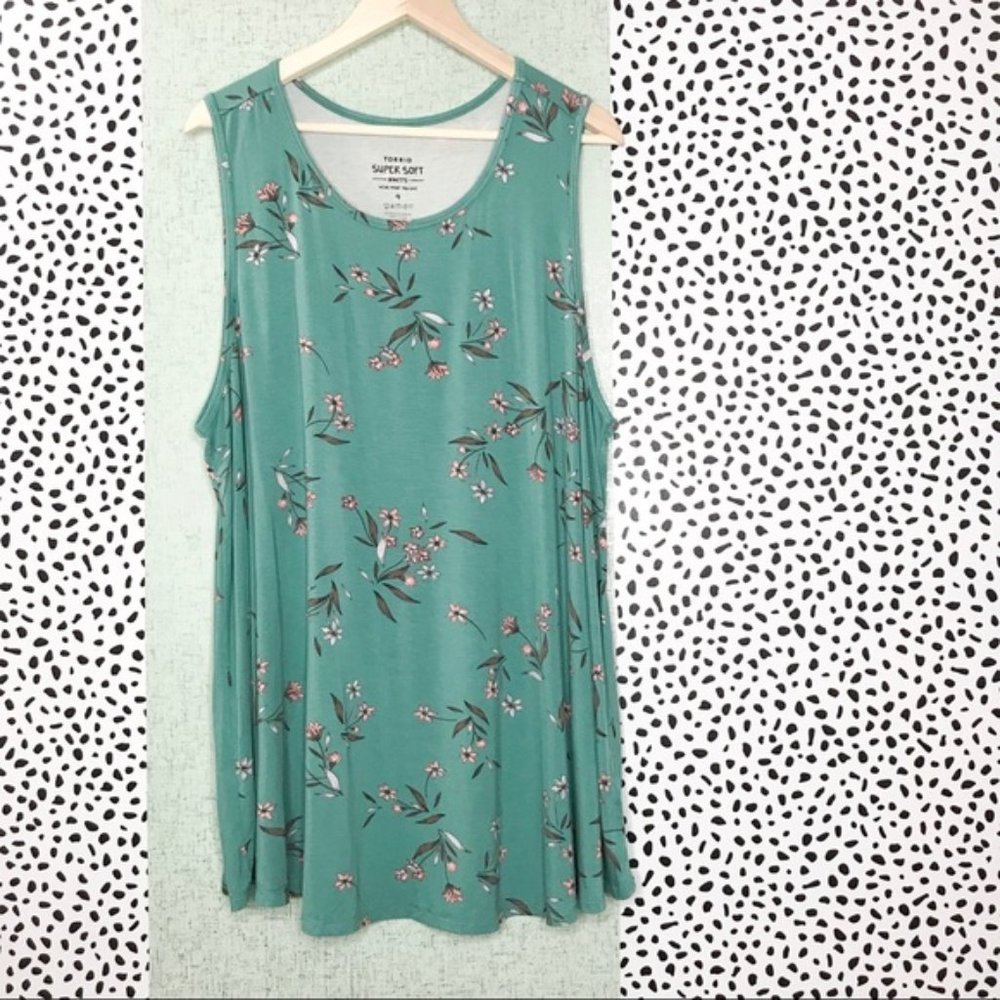 Torrid Green Floral Super Soft Knit Tank